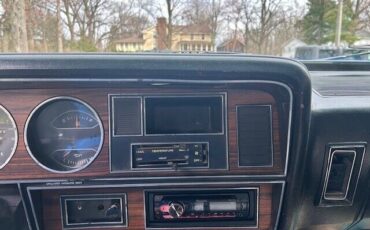 Dodge-D150-1985-13