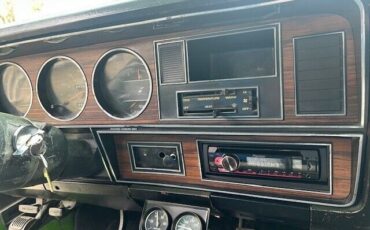 Dodge-D150-1985-14