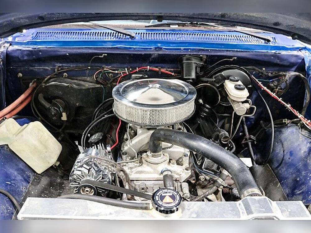 Dodge-D150-pickup-1984-blue-7