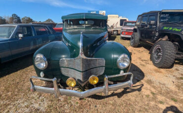 Dodge-D17-1940-Sedan-3