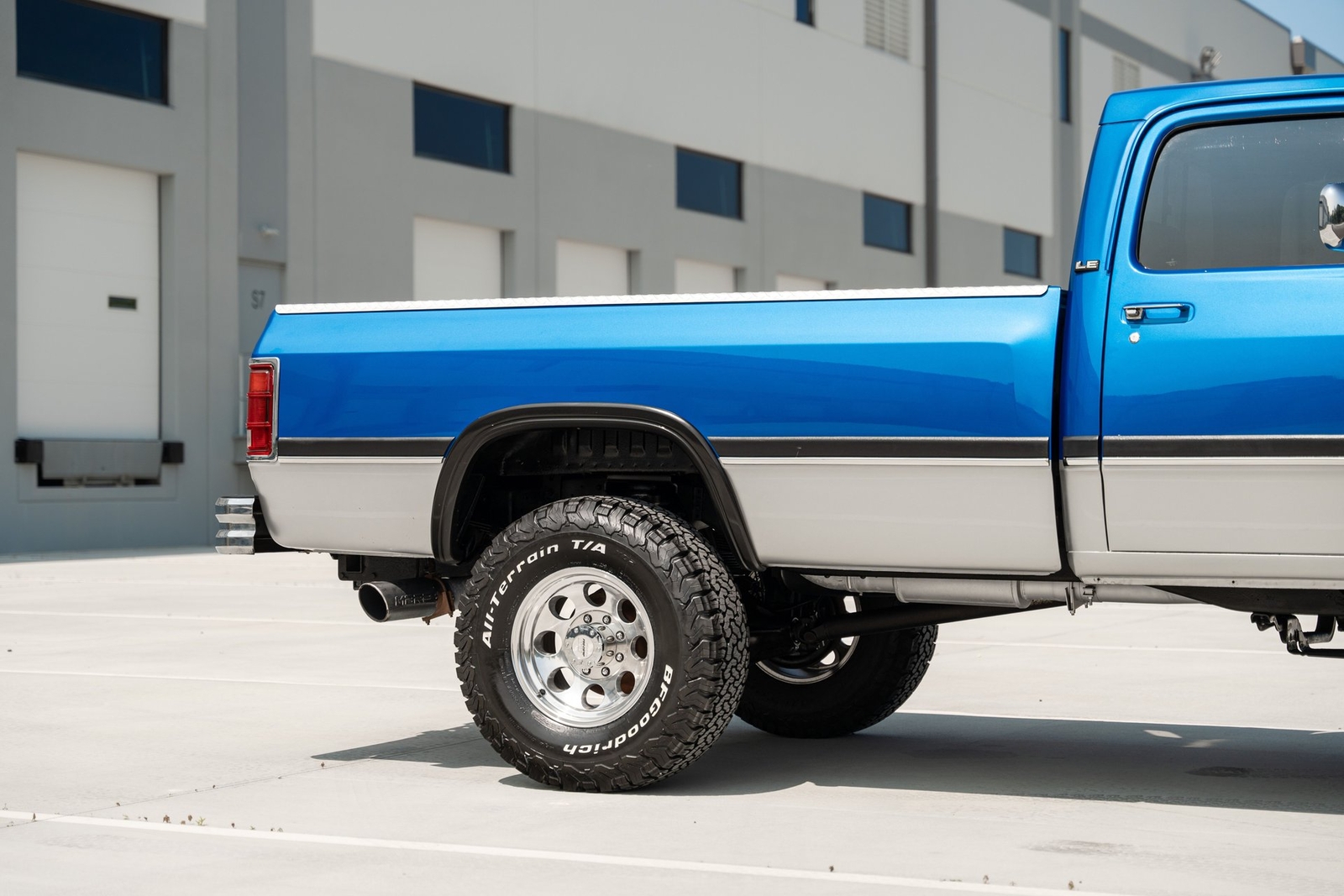 Dodge-D250-W250-1993-Pickup-Truck-12