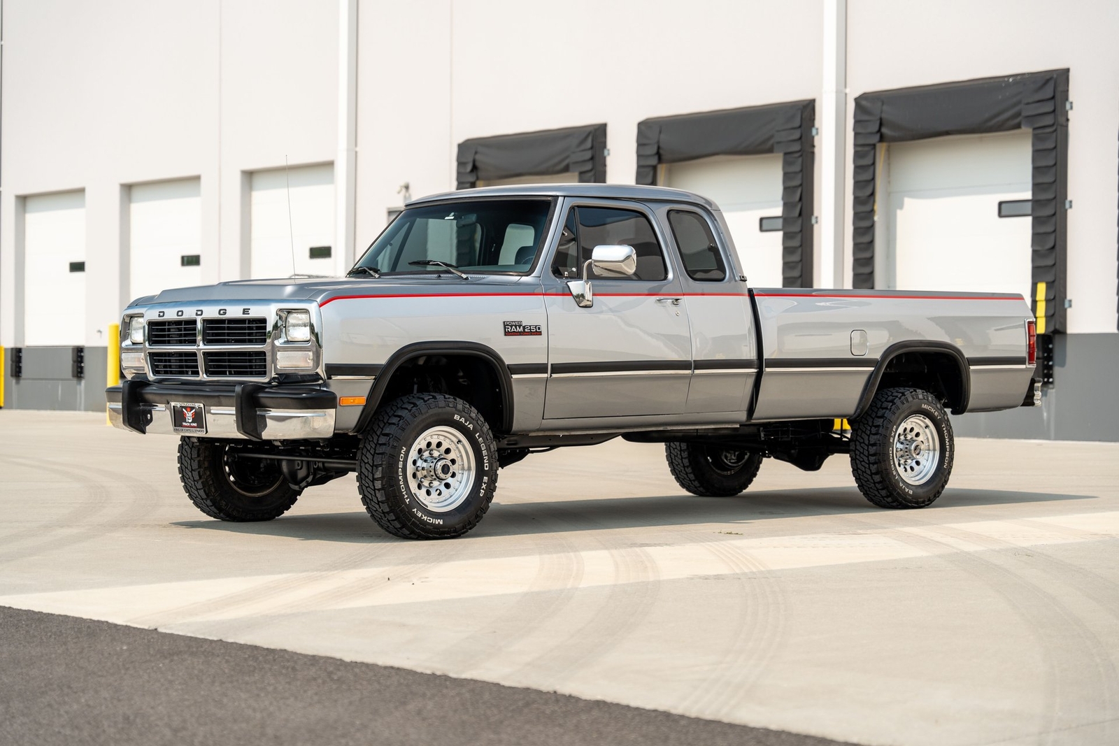 Dodge-D250-W250-1993-Pickup-Truck-13