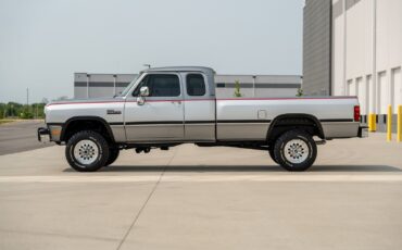 Dodge-D250-W250-1993-Pickup-Truck-15