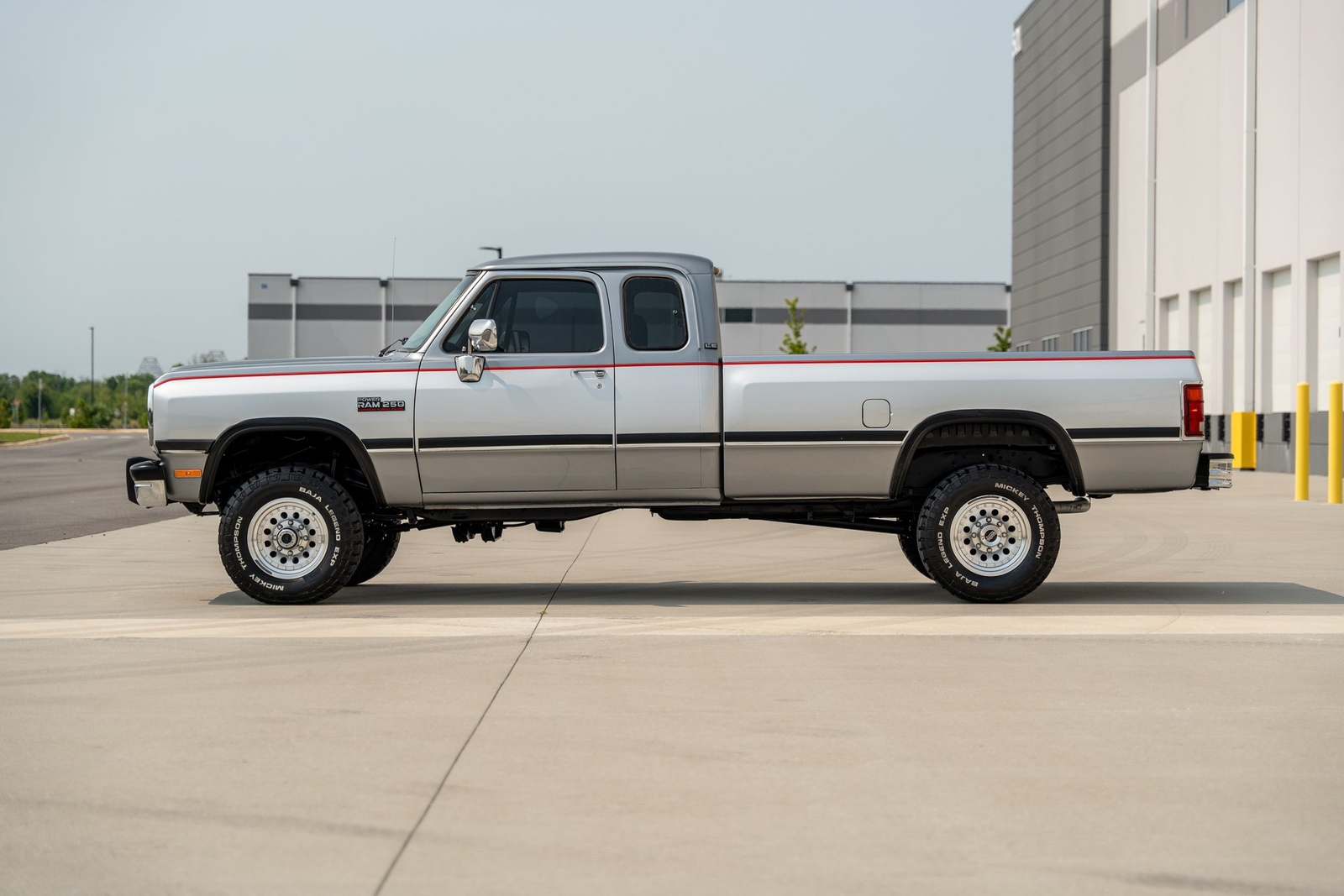 Dodge-D250-W250-1993-Pickup-Truck-15