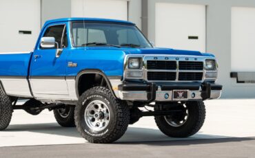 Dodge-D250-W250-1993-Pickup-Truck-2
