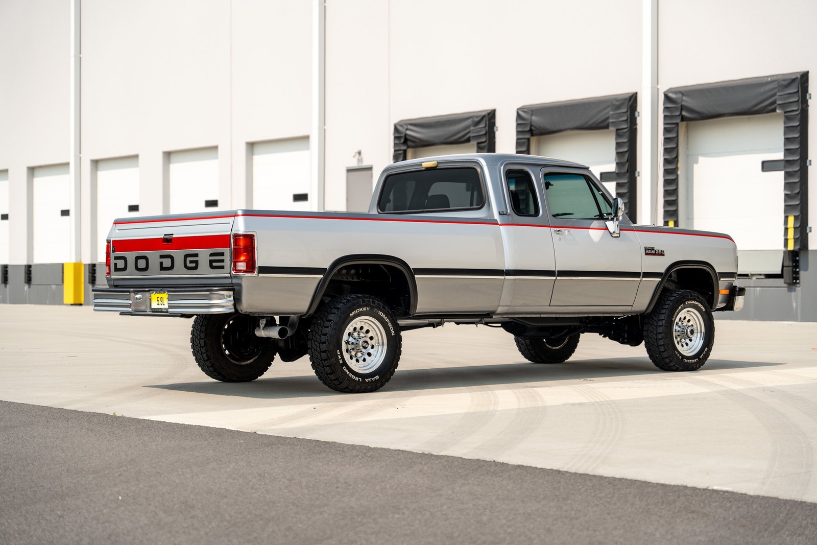Dodge-D250-W250-1993-Pickup-Truck-22