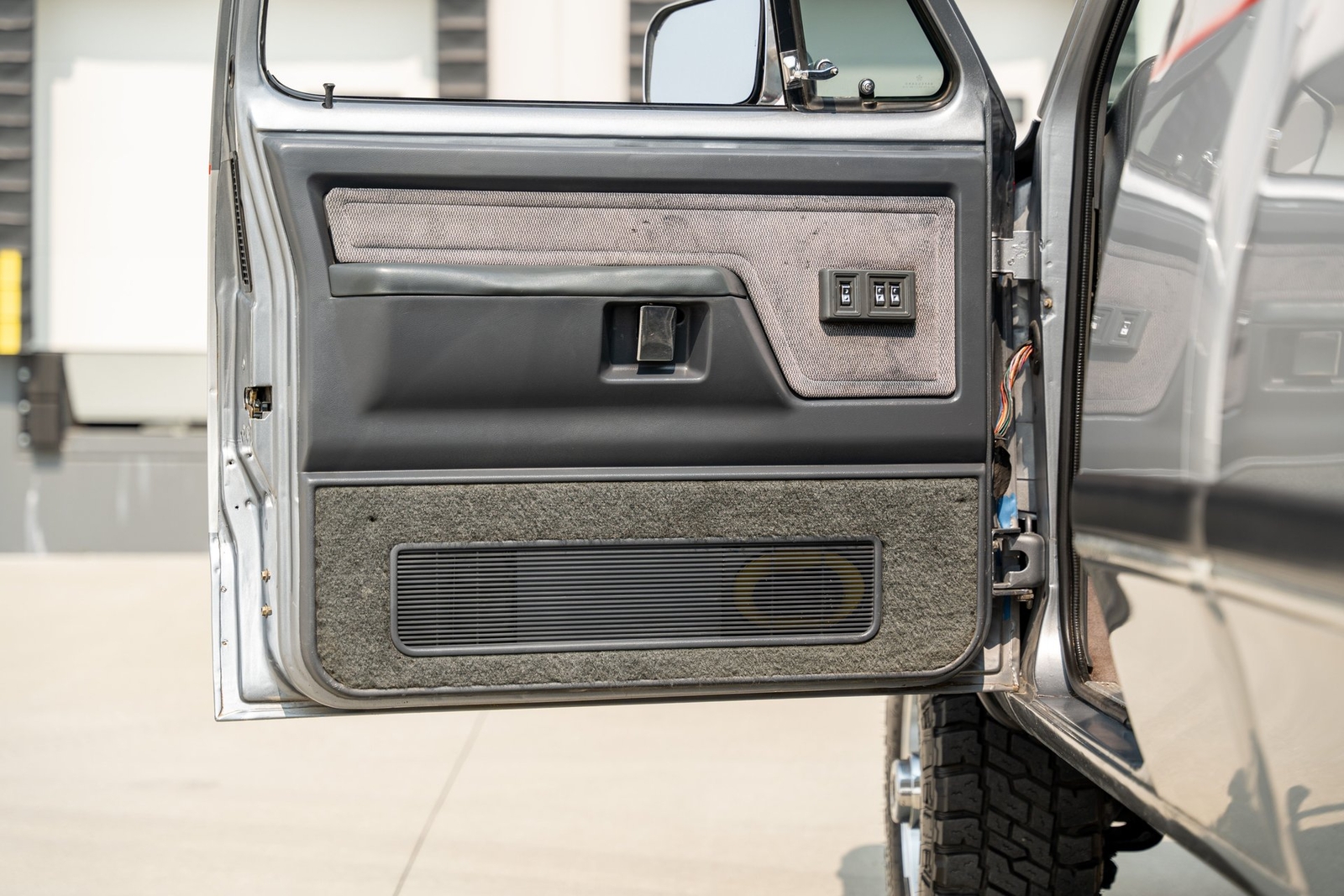 Dodge-D250-W250-1993-Pickup-Truck-27