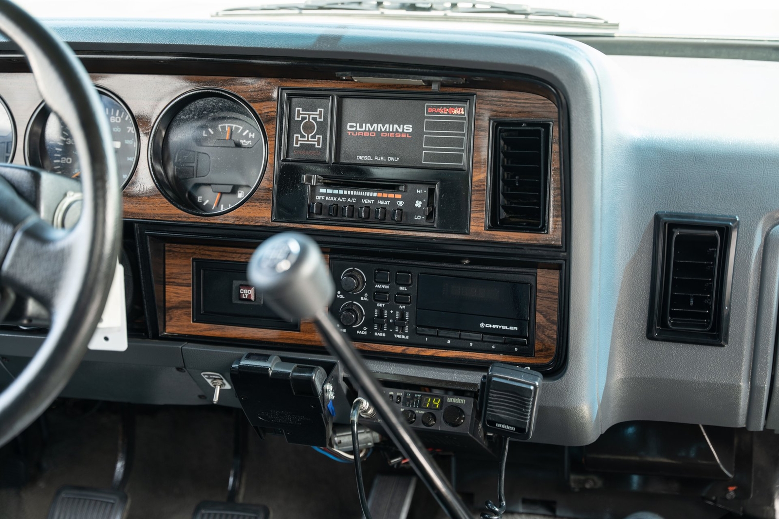 Dodge-D250-W250-1993-Pickup-Truck-28