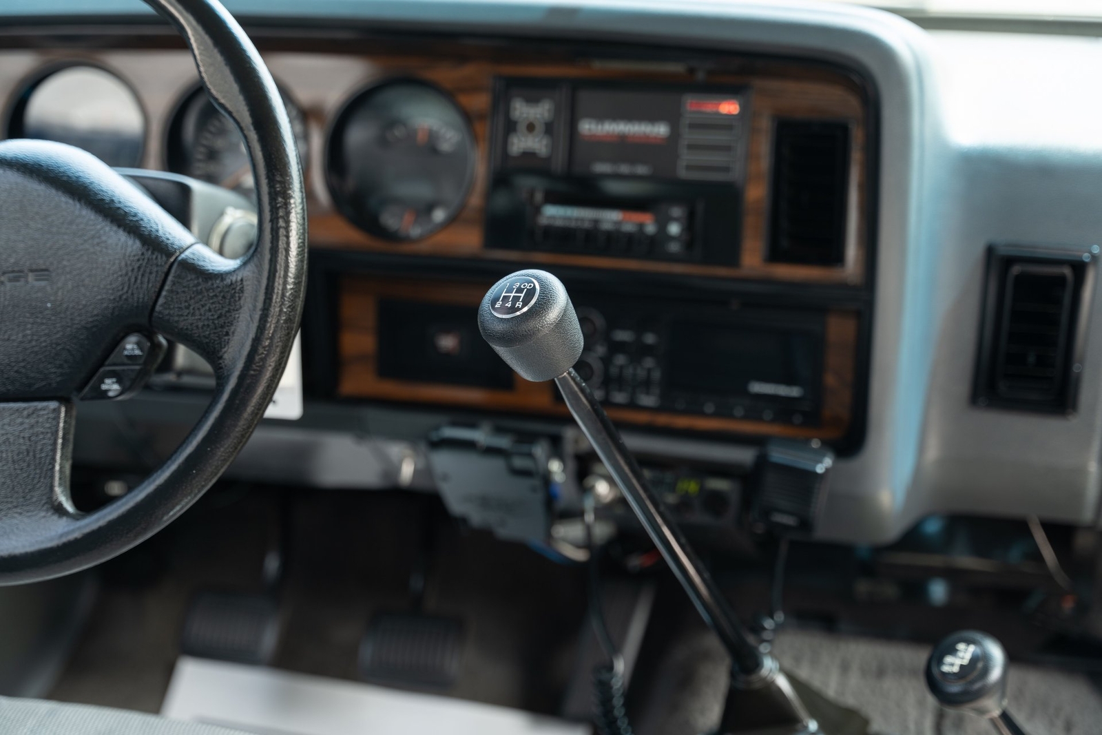 Dodge-D250-W250-1993-Pickup-Truck-29