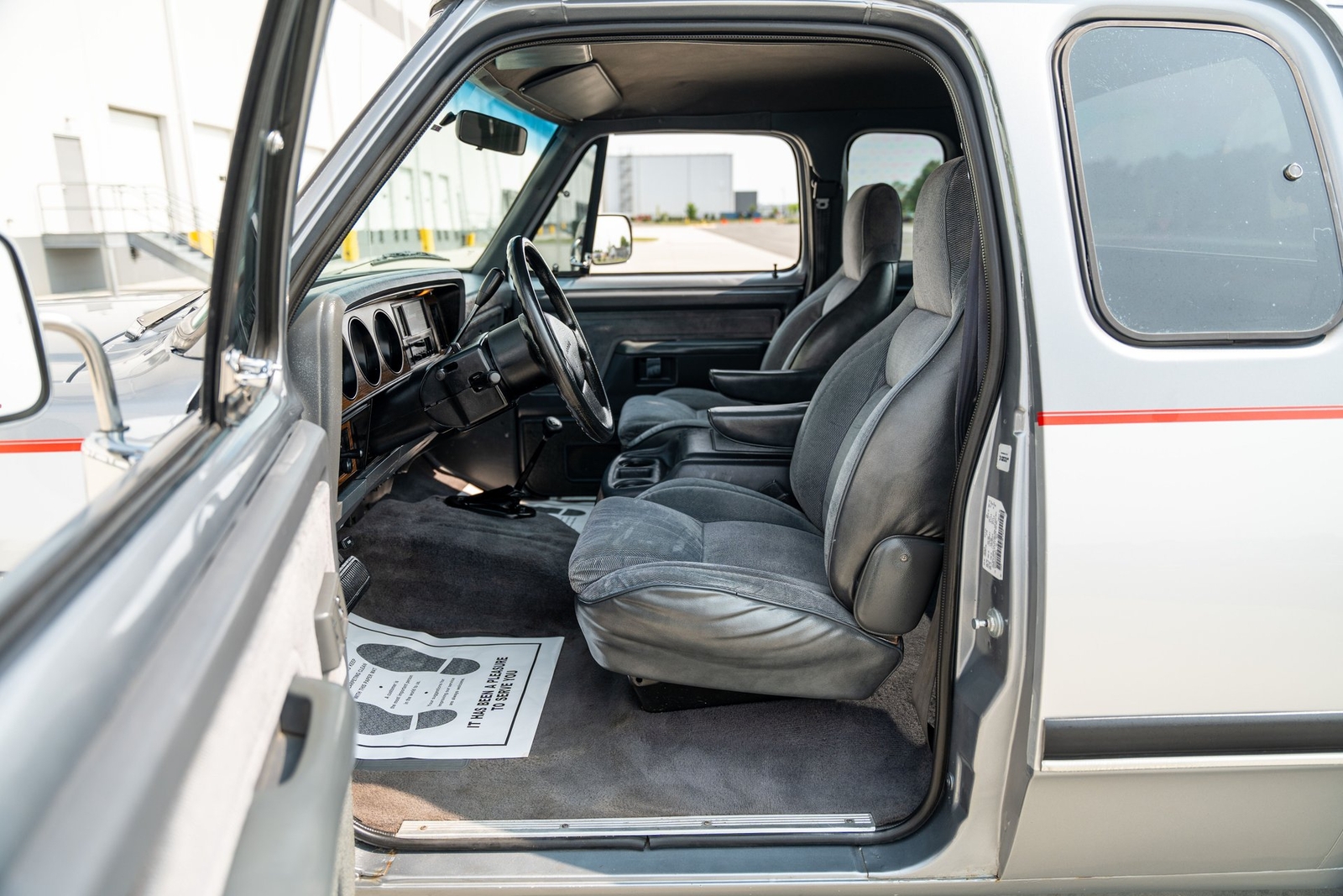 Dodge-D250-W250-1993-Pickup-Truck-30