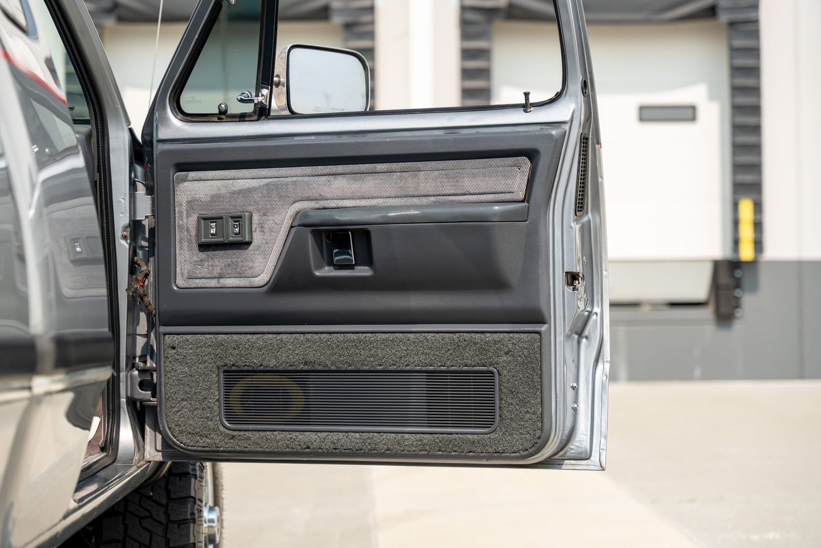 Dodge-D250-W250-1993-Pickup-Truck-33