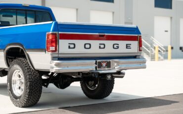 Dodge-D250-W250-1993-Pickup-Truck-35
