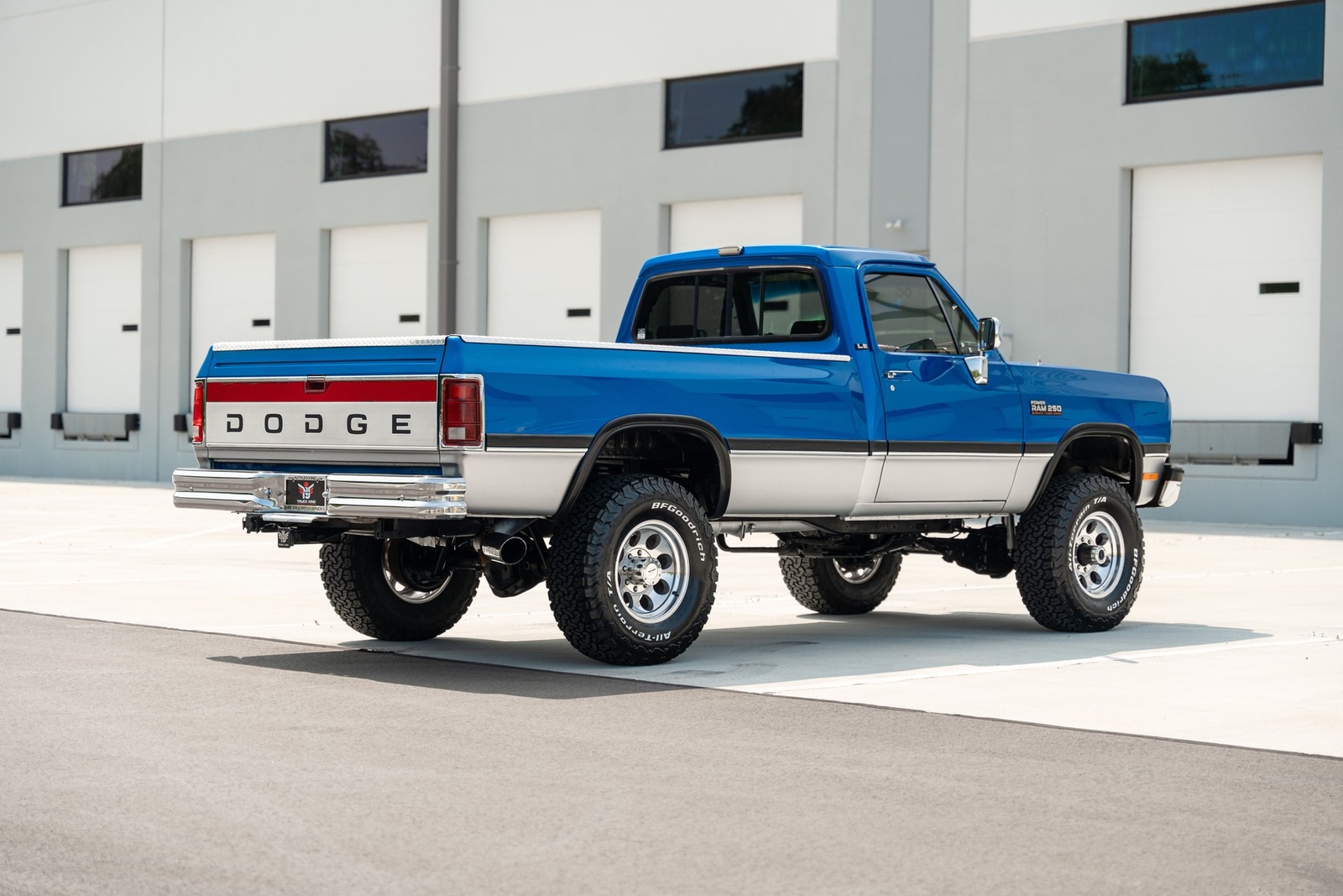 Dodge-D250-W250-1993-Pickup-Truck-39