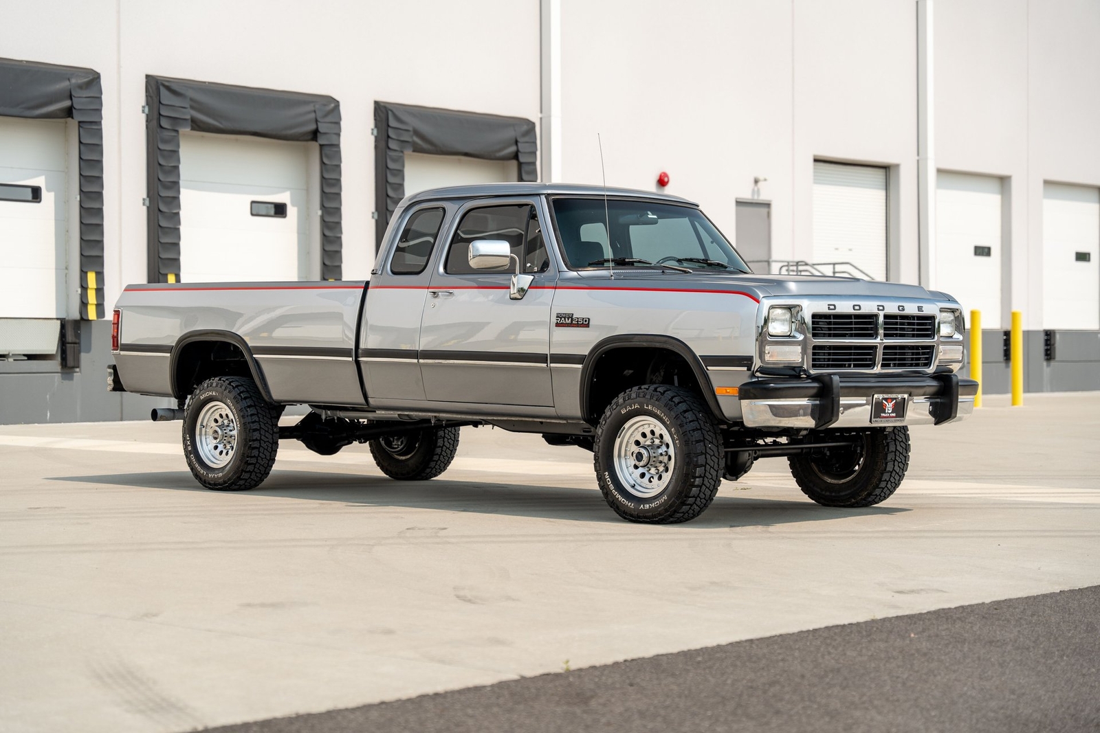 Dodge-D250-W250-1993-Pickup-Truck-7