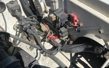 Dodge-D250-diesel-1993-white-11
