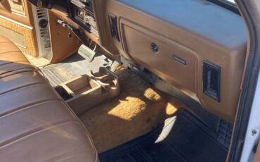 Dodge-D250-diesel-1993-white-4