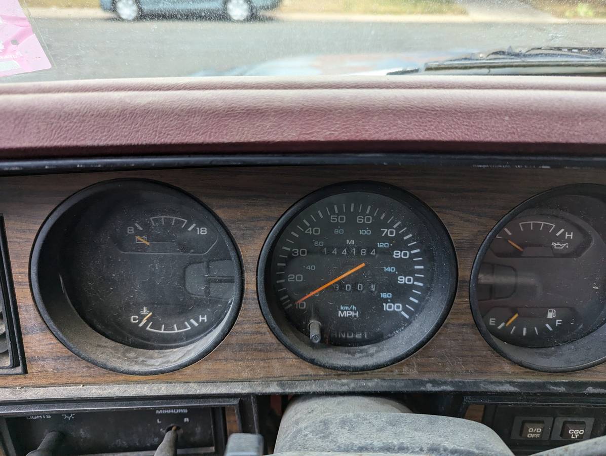 Dodge-D350-diesel-1992-black-1