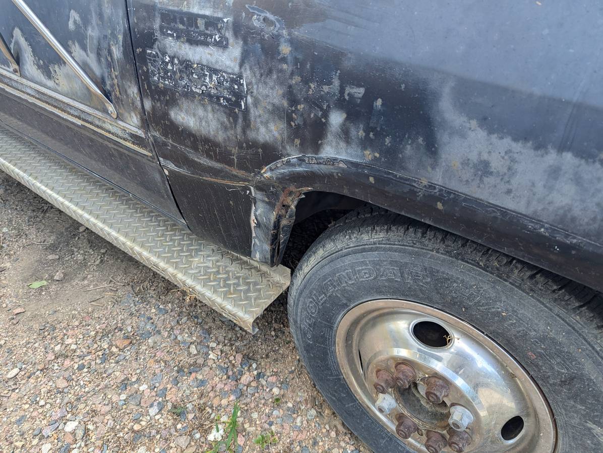 Dodge-D350-diesel-1992-black-8