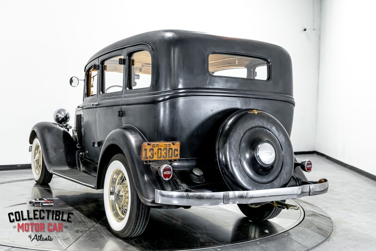 Dodge-DP6-1933-Sedan-11