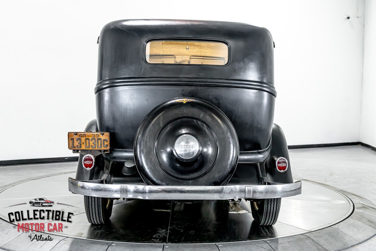 Dodge-DP6-1933-Sedan-12