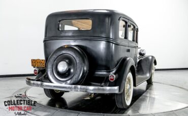 Dodge-DP6-1933-Sedan-13