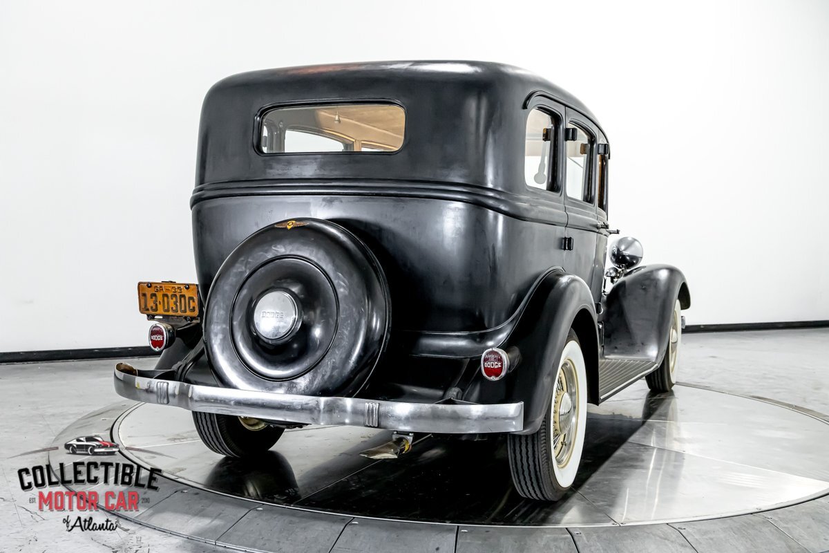 Dodge-DP6-1933-Sedan-13