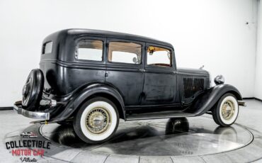 Dodge-DP6-1933-Sedan-15