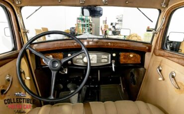 Dodge-DP6-1933-Sedan-2