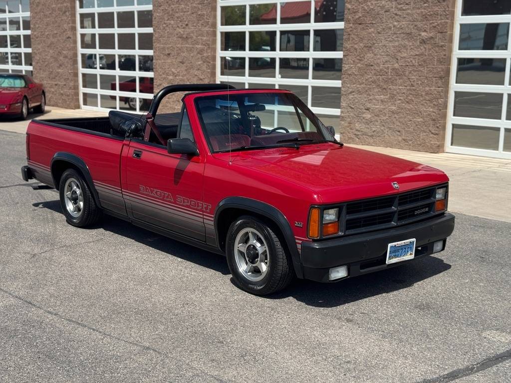 Dodge Dakota  1989 red