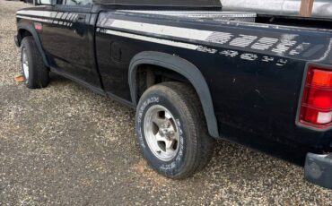 Dodge-Dakota-sport-1990-black-1
