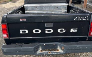Dodge-Dakota-sport-1990-black-2