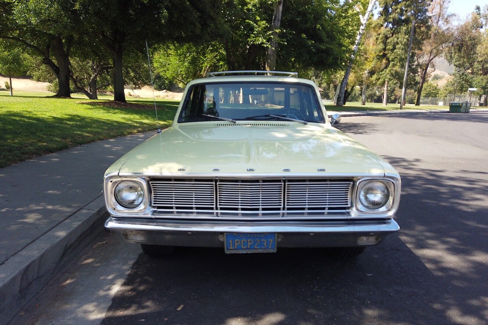 Dodge-Dart-1966-Wagon-7