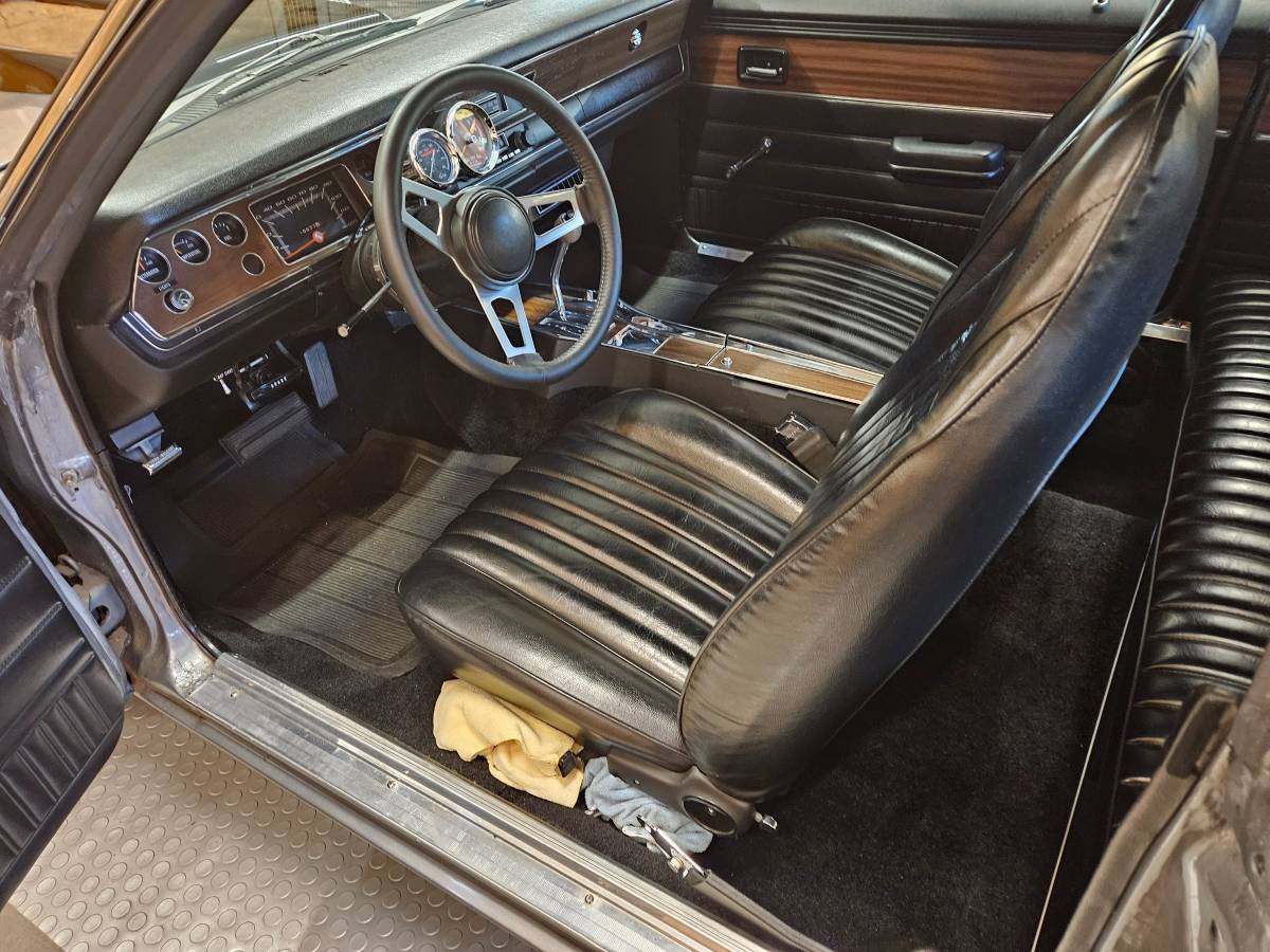 Dodge-Dart-1973-silver-8