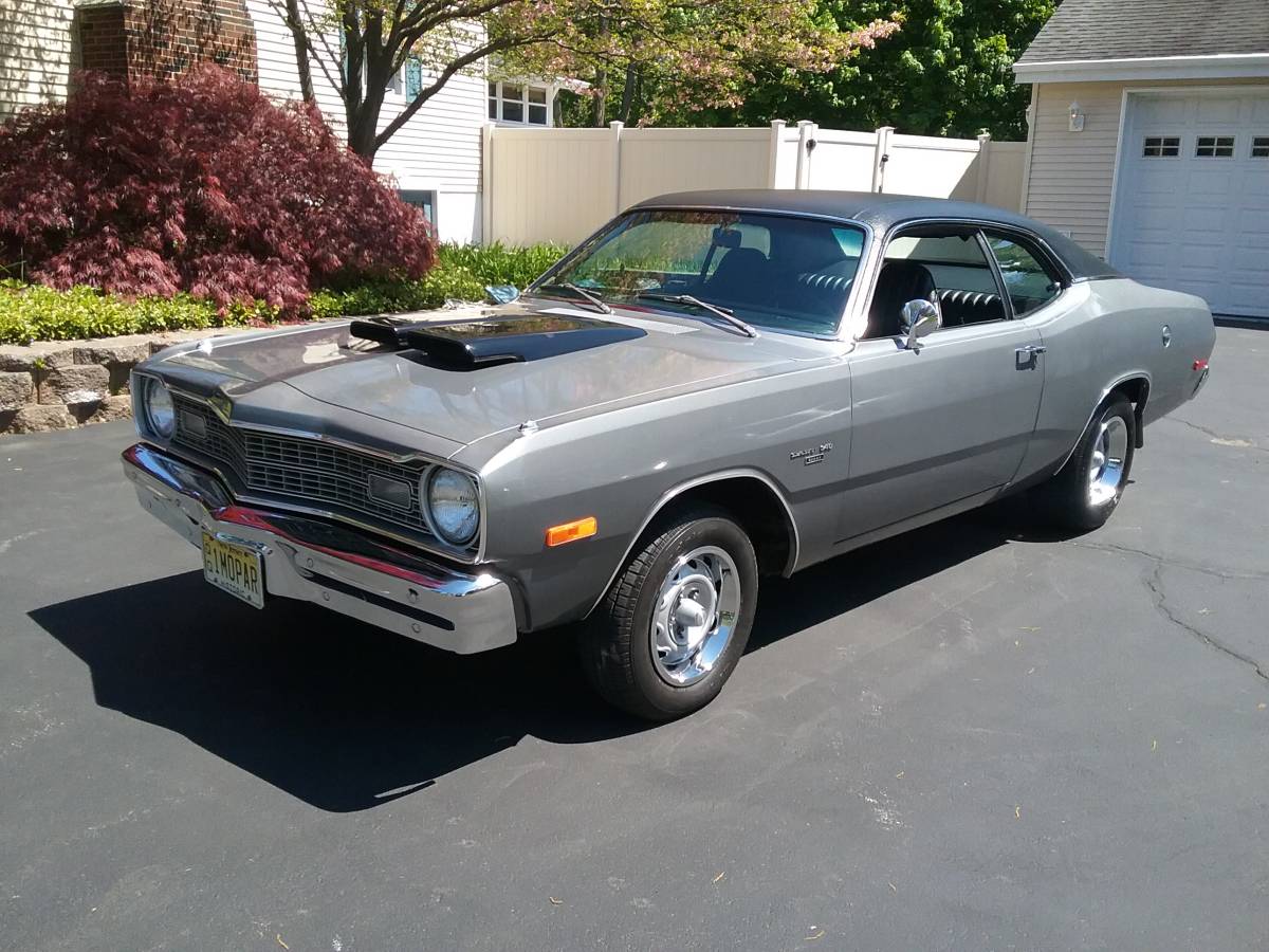Dodge Dart  1973 silver