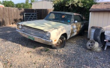 Dodge-Dart-swinger-1969-green-1