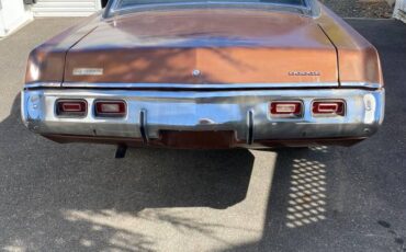 Dodge-Dart-swinger-1972-brown-13