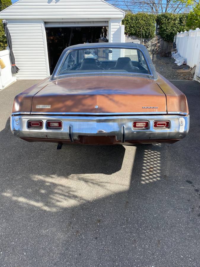 Dodge-Dart-swinger-1972-brown-13
