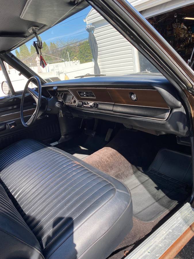 Dodge-Dart-swinger-1972-brown-15