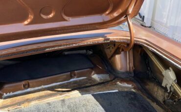 Dodge-Dart-swinger-1972-brown-16