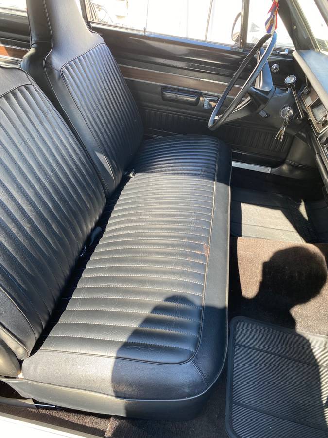 Dodge-Dart-swinger-1972-brown-18