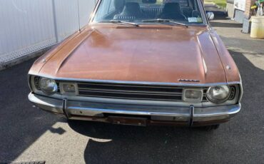 Dodge-Dart-swinger-1972-brown-22