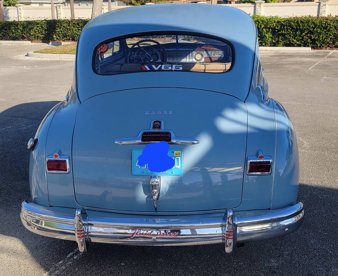 Dodge-Deluxe-1947-19