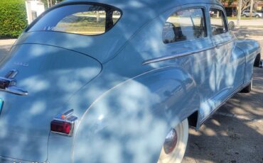 Dodge-Deluxe-1947-3