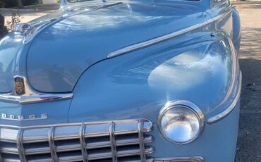 Dodge-Deluxe-1947-4