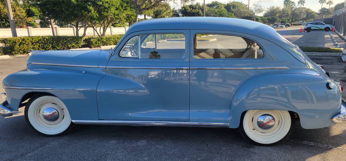 Dodge-Deluxe-1947-9