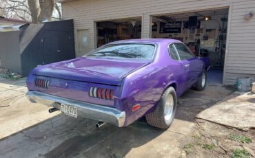 Dodge-Demon-1971-purple-2