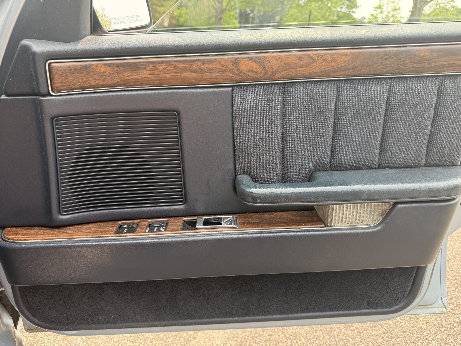Dodge-Dynasty-1992-Sedan-14