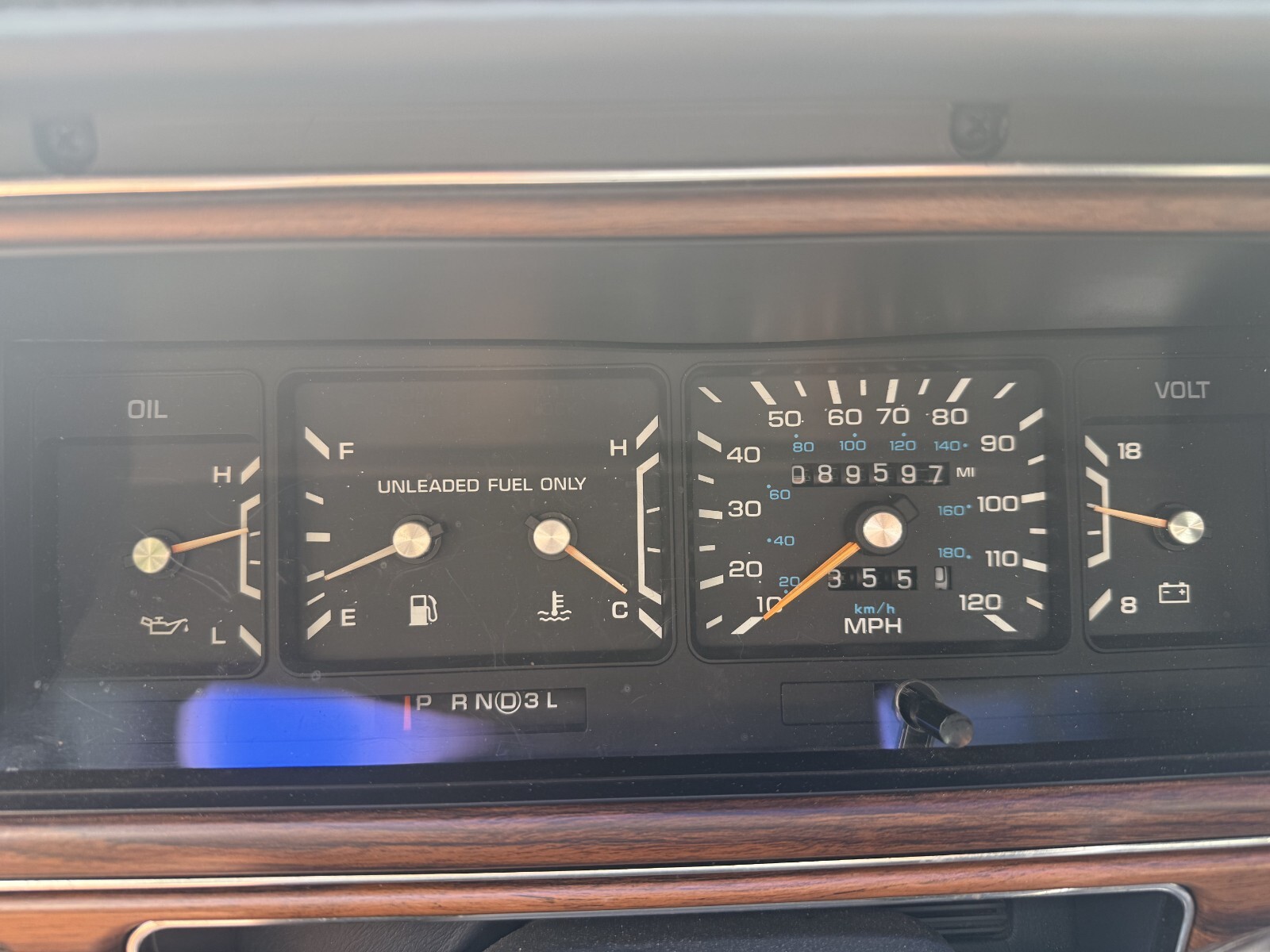 Dodge-Dynasty-1992-Sedan-5