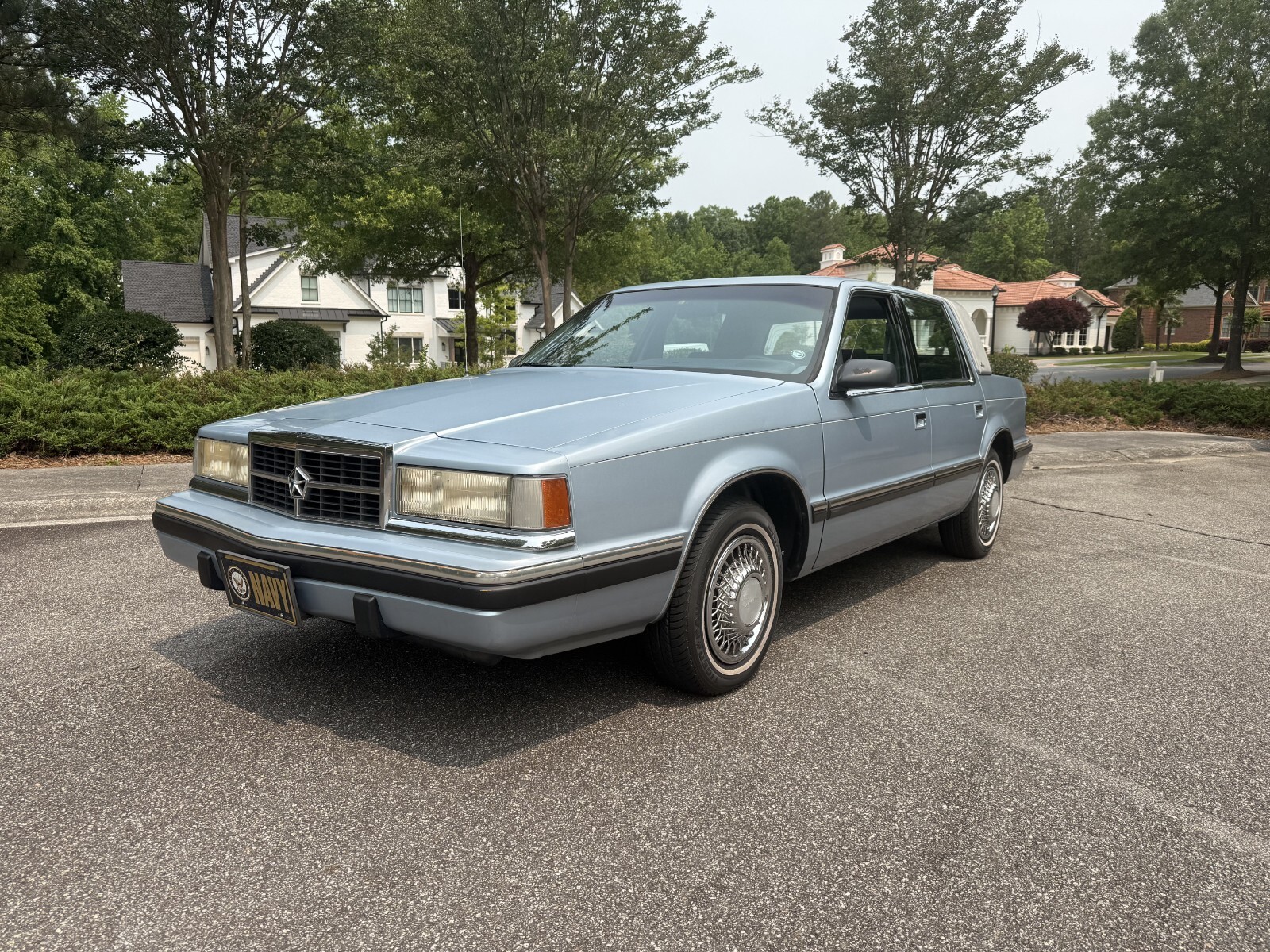 Dodge Dynasty 1992 Sedan