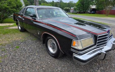 Dodge-Magnum-1978-black-2
